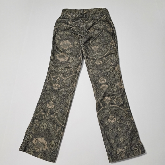 Free People High Times Printed Kick Flare Crop Pants In Olive Combo Women's Sz 2 - Picture 2 of 8